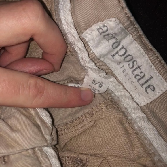 Shorts - Picture 3 of 3